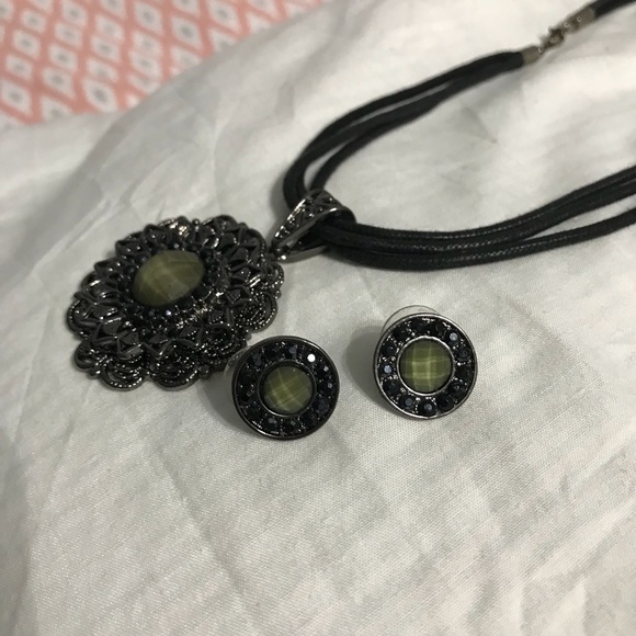 Accessories bundle 👌🏽💕 - Picture 6 of 6